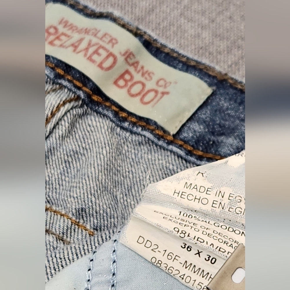 Wrangler Relaxed Bootcut 100% Cotton Denim Jeans. 36×30 - Picture 7 of 7